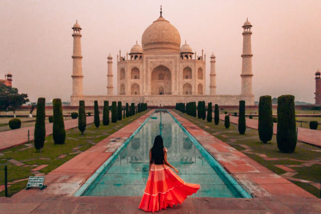 Agra Taj Mahal Tour Package