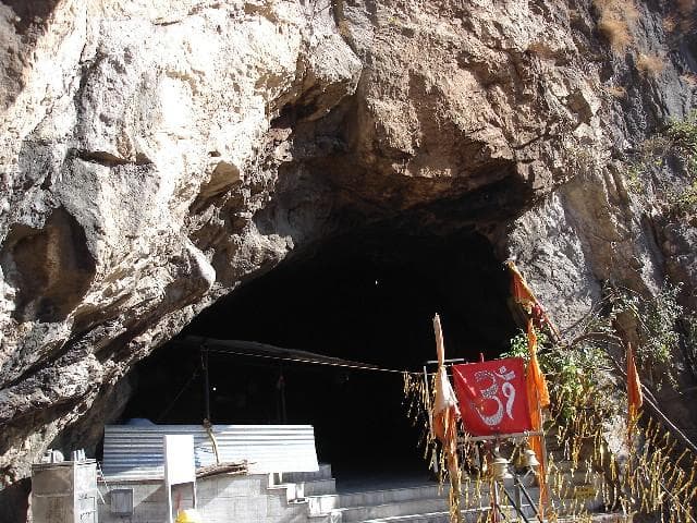 Vaishno Devi Shiv Khori Patnitop Tour Package
